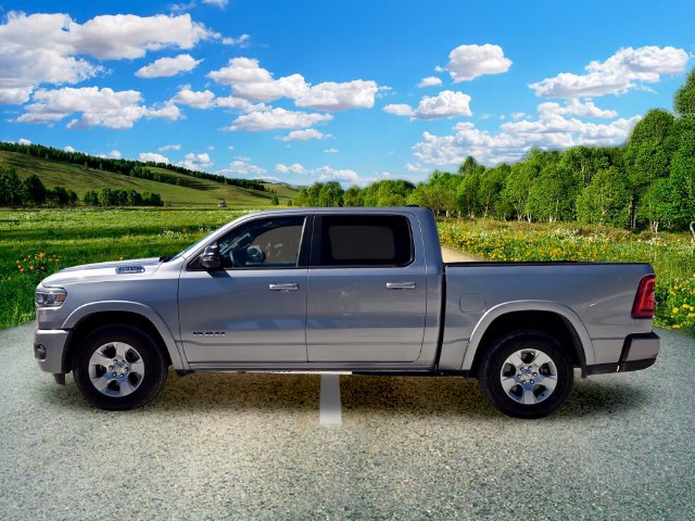 Certified 2025 RAM 1500 Big Horn AWD/4WD image 3