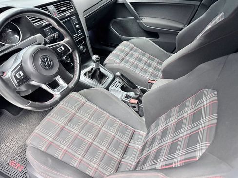 Used 2018 Volkswagen GTI S FWD image 9