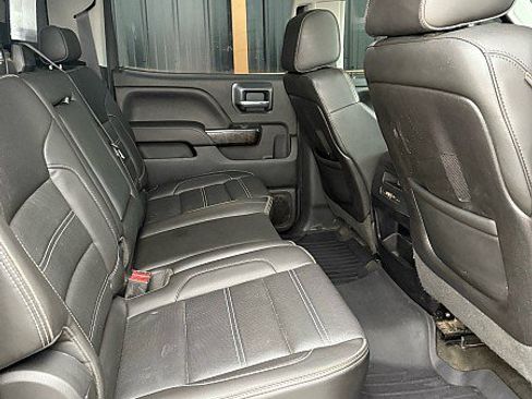 Used 2015 GMC Sierra 3500 Denali w/ Duramax Plus Package image 9