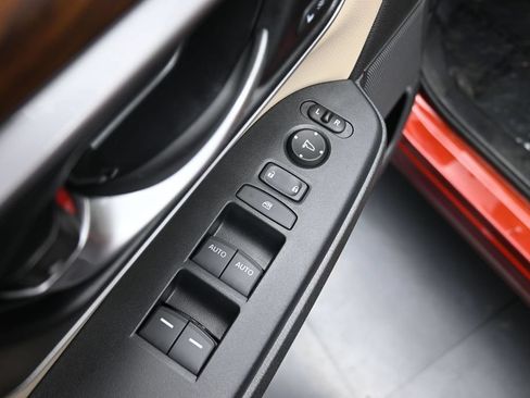 Certified 2018 Honda CR-V Touring image 19