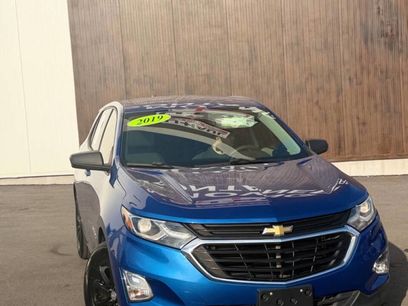 Used 2019 Chevrolet Equinox LS w/ LS Convenience Package
