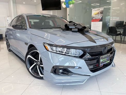 Used 2022 Honda Accord Sport image 3
