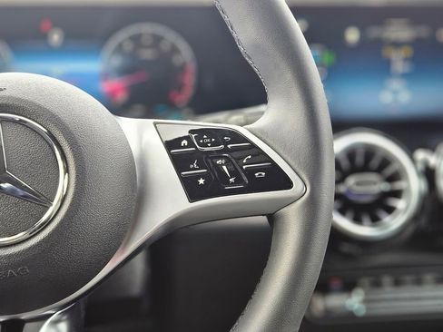 New 2026 Mercedes-Benz GLB 250 4MATIC image 29