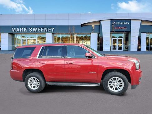 Used 2015 GMC Yukon SLT w/ Open Road Package AWD/4WD image 32