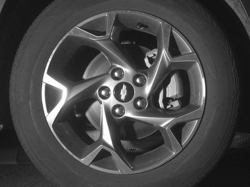 Used 2025 Chevrolet Trax LT FWD image 13