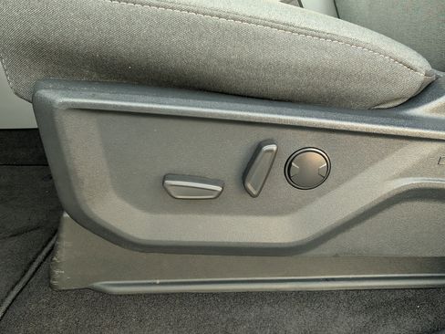 New 2025 Ford F150 XLT w/ Equipment Group 302A MID image 17