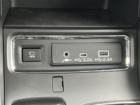 New 2026 Subaru Ascent Limited Bronze image 32