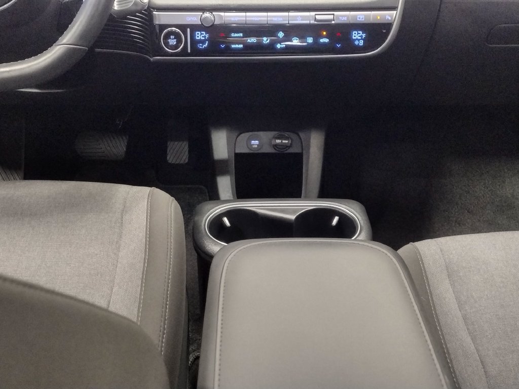 Certified 2024 Hyundai Ioniq 5 SEL AWD/4WD image 12