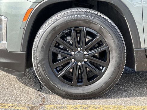 Certified 2023 Chevrolet Traverse LT image 8