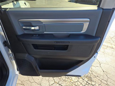 Used 2023 RAM 1500 Classic SLT w/ Trailer & Traction Group image 9