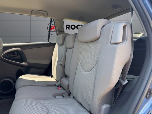 Used 2006 Toyota RAV4 Limited AWD/4WD image 18