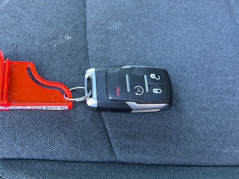 Used 2024 RAM 3500 Big Horn w/ Sport Appearance Package image 20