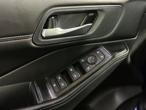 Used 2023 Nissan Rogue SV w/ SV Premium B Package image 23