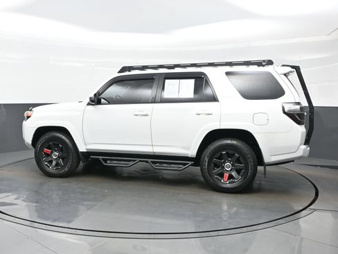 Used 2021 Toyota 4Runner Trail Special Edition AWD/4WD image 3