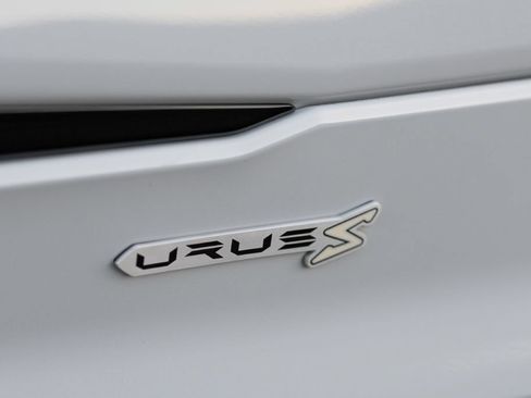 Used 2023 Lamborghini Urus S AWD/4WD image 6