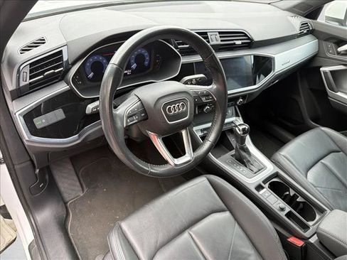 Used 2019 Audi Q3 2.0T Premium AWD/4WD image 14
