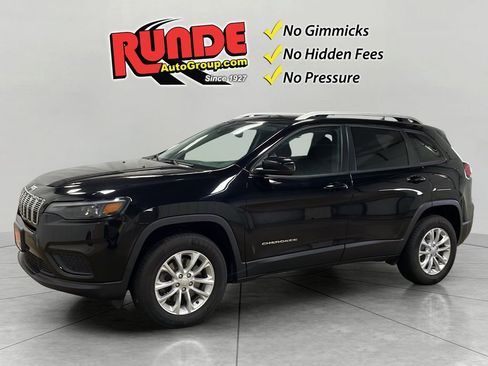 Used 2020 Jeep Cherokee Latitude w/ Cold Weather Group image 1