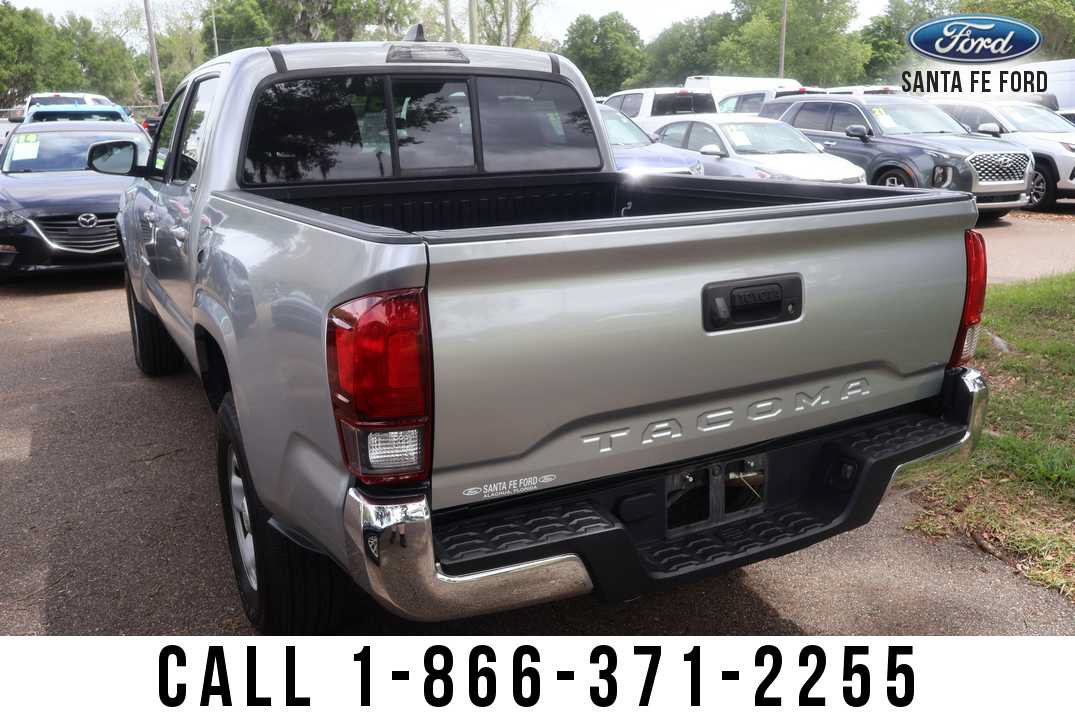 Used 2023 Toyota Tacoma SR5 RWD image 3