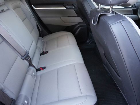 Used 2026 GMC Terrain Elevation w/ Elevation Premium Package image 31