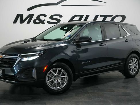 Used 2022 Chevrolet Equinox LT FWD image 2