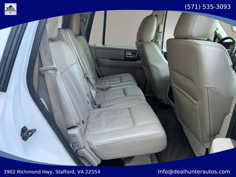 Used 2017 Lincoln Navigator Select AWD/4WD image 16