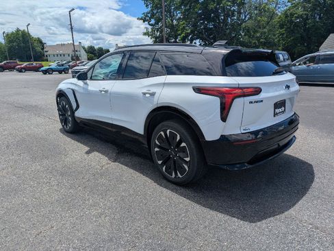 New 2026 Chevrolet Blazer EV RS AWD/4WD image 10