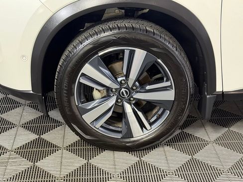 Used 2023 Nissan Rogue SL w/ SL Premium Package FWD image 12
