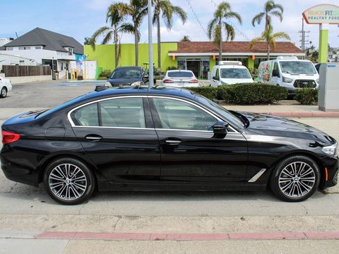 Used 2017 BMW 530i RWD image 7