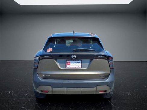Used 2025 Nissan Kicks S AWD/4WD image 4