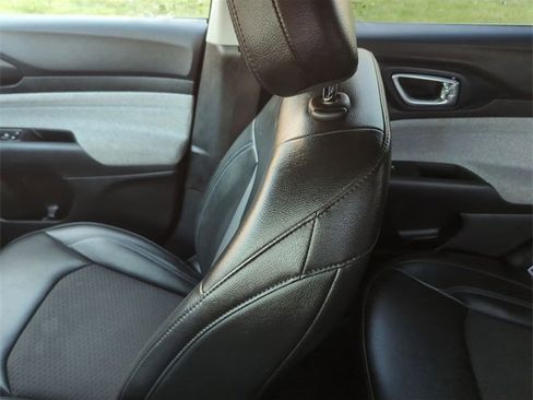 Certified 2022 Jeep Compass Latitude w/ Convenience Group image 4