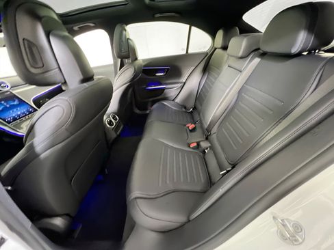 Used 2022 Mercedes-Benz C 300 4MATIC Sedan image 25