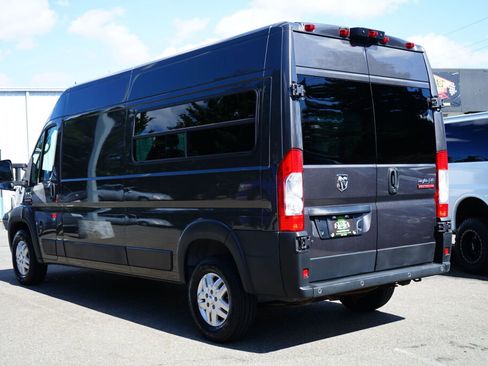 Used 2020 RAM ProMaster 2500 w/ Premium Appearance Group image 5