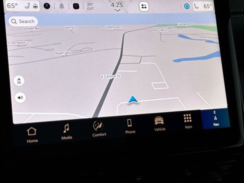 New 2025 Jeep Grand Cherokee Limited image 16