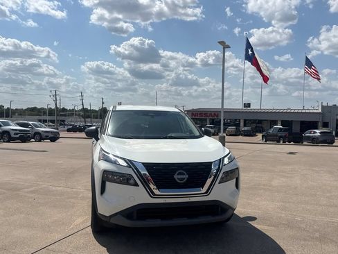 Certified 2023 Nissan Rogue S AWD/4WD image 4