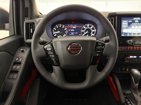 New 2026 Nissan Frontier PRO-4X w/ Tow Package AWD/4WD image 17