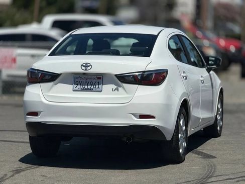 Used 2017 Toyota Yaris iA FWD image 15