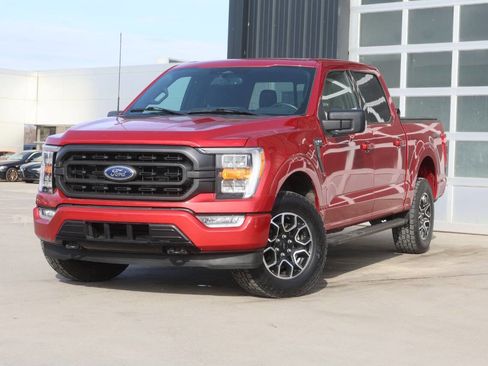 Used 2022 Ford F150 XLT w/ Equipment Group 302A High image 3