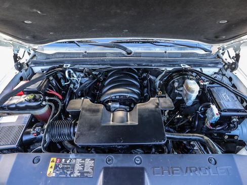 Used 2020 Chevrolet Suburban Premier image 26