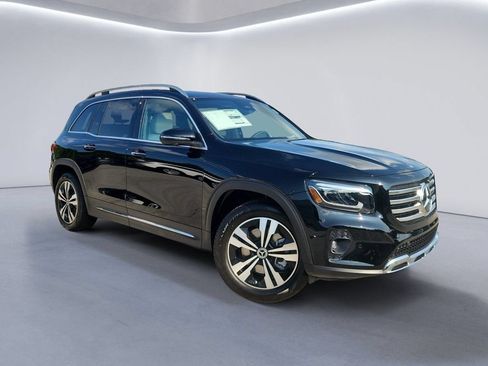 New 2026 Mercedes-Benz GLB 250 4MATIC image 2