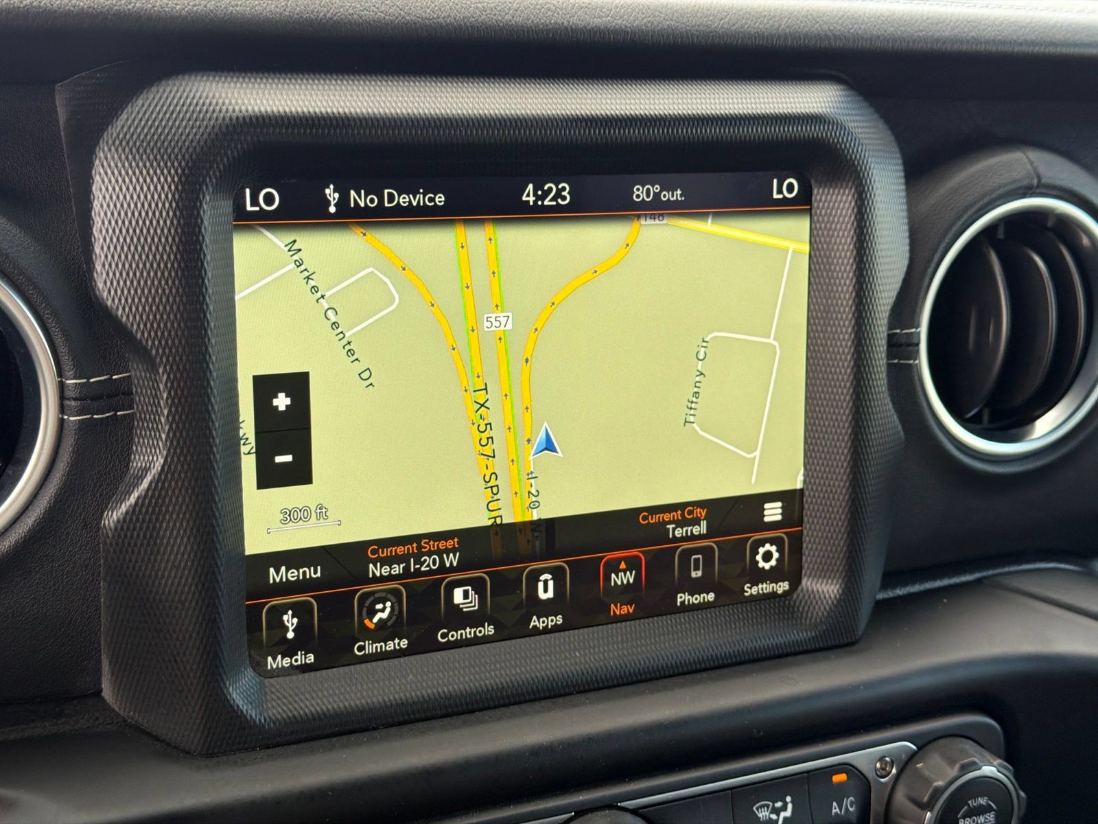 Used 2023 Jeep Wrangler Unlimited Sahara w/ Safety Group AWD/4WD image 23