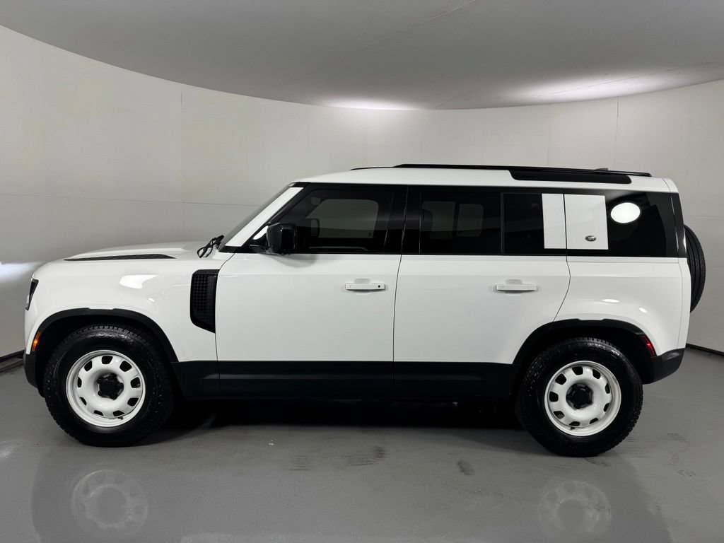 Used 2023 Land Rover Defender 110 AWD/4WD image 8