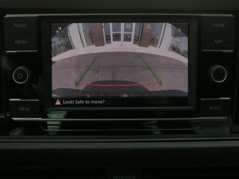 Used 2023 Volkswagen Jetta Sport image 21