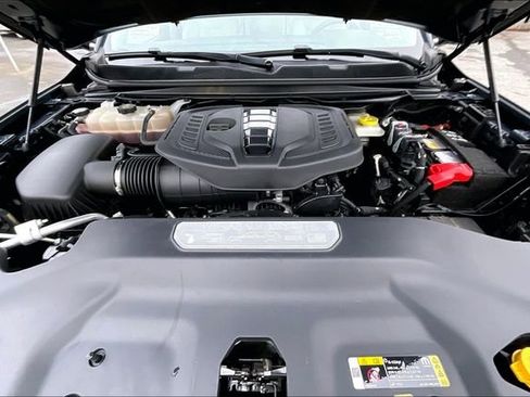 Used 2024 Jeep Wagoneer L Series II w/ Flexible Seating Group image 21