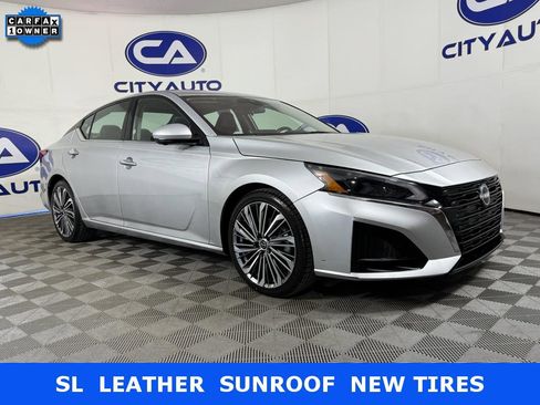 Used 2023 Nissan Altima 2.5 SL image 1