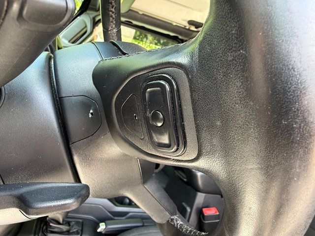 Used 2021 Jeep Gladiator Sport AWD/4WD image 14
