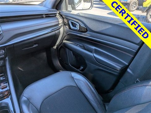 Used 2023 Jeep Compass Trailhawk image 15