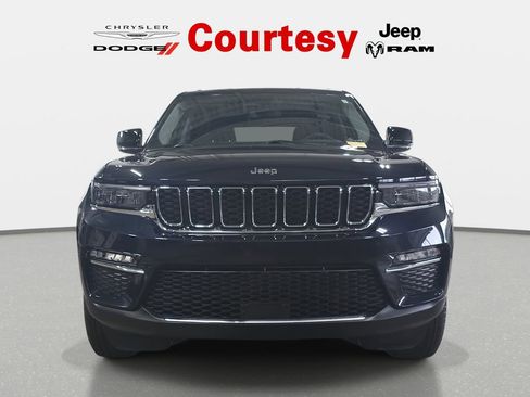 Certified 2024 Jeep Grand Cherokee Limited image 10