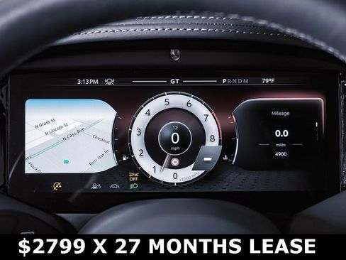 Used 2025 Aston Martin DB12 Volante image 28