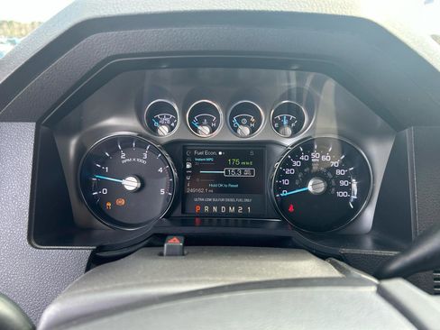 Used 2011 Ford F350 Lariat w/ Lariat Interior Pkg image 20