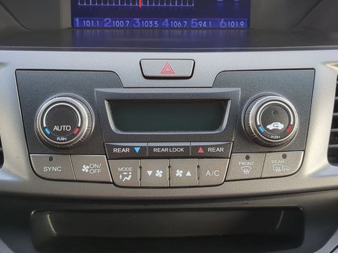 Used 2012 Honda Odyssey EX image 19